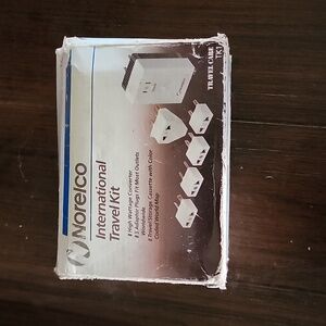 Norelco International Travel Kit